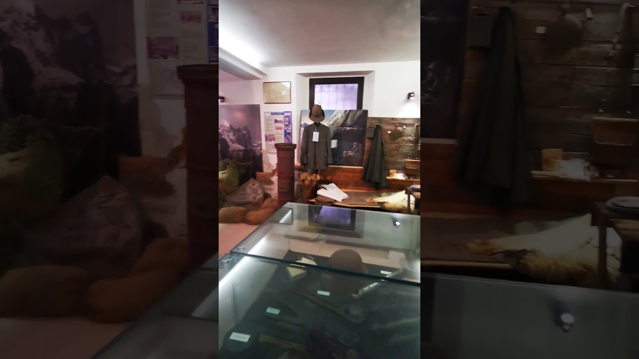 Sala cimeli Brigata Alpina Julia Caserma Di Prampero Udine. Hall of memorabilia