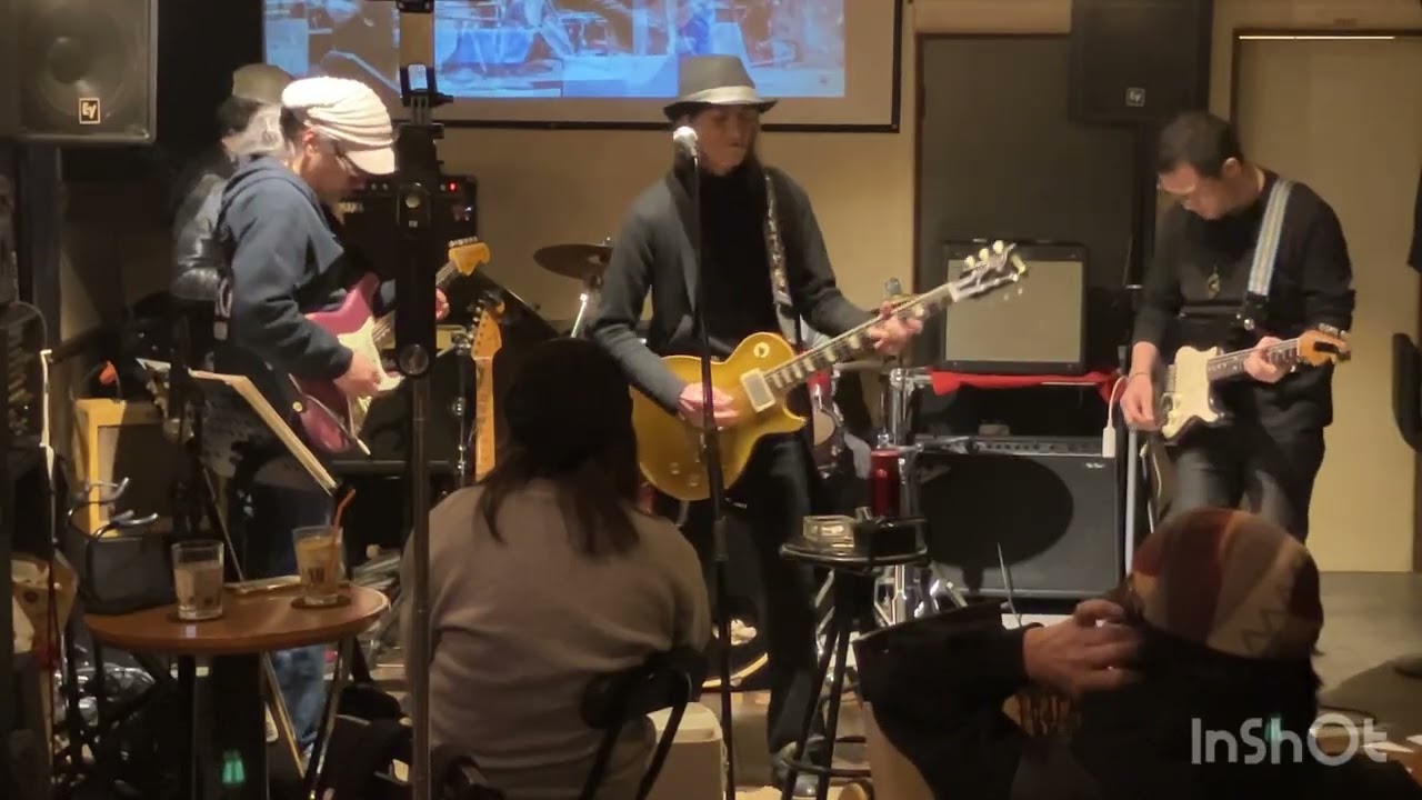 I’ll play the blues for you 