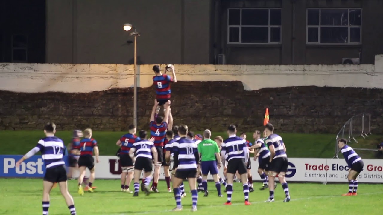 Munchins 18 15 Crescent in Schools Charity Cup