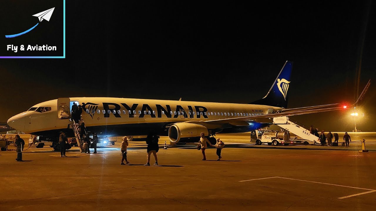 TRIP REPORT | RYANAIR evening service :D | Boeing 737-8AS | Verona to Bari