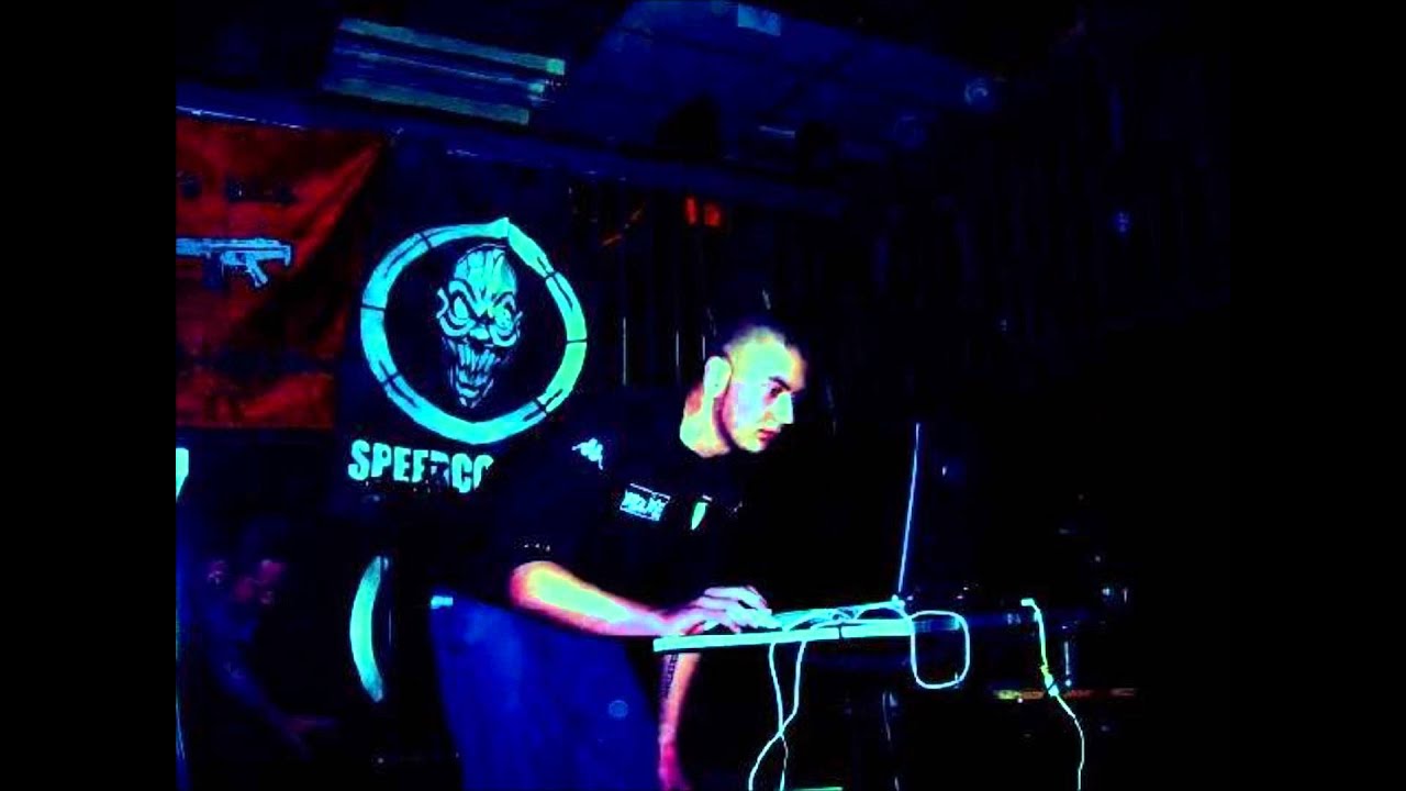 Micron Live @ PA 2002 - Part 2