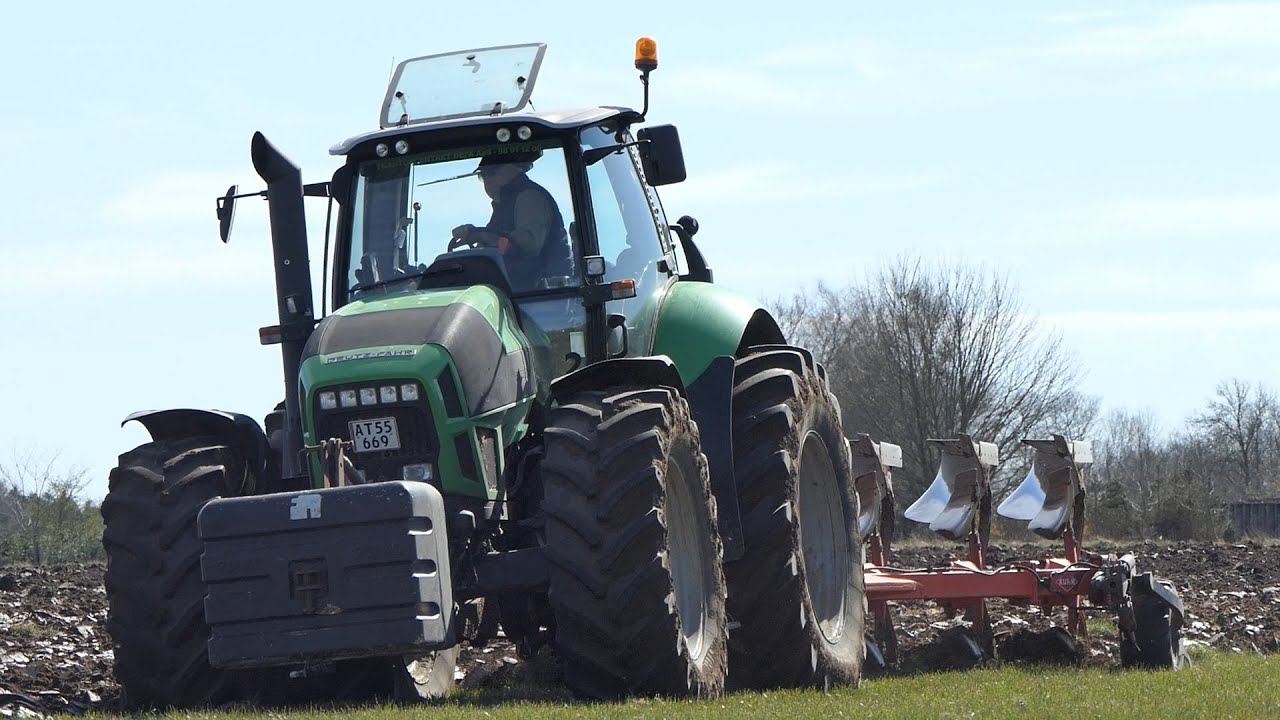 Deutz Fahr Agrotron X720 in the field Ploughing w/ 6-furrow Kuhn Vari-Master 153 | DK Agri