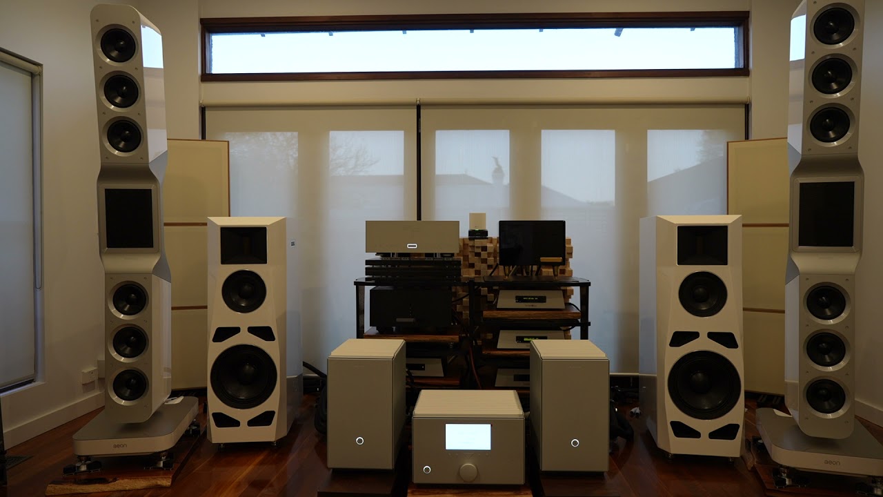 Lux Audio  - Female Vocal Divin Marquis total Dac Twelve Monodac Audionet Stern / Heisenberg