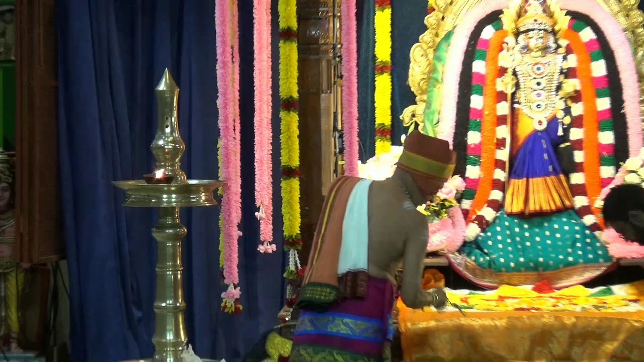 Theemithi poojai day 2