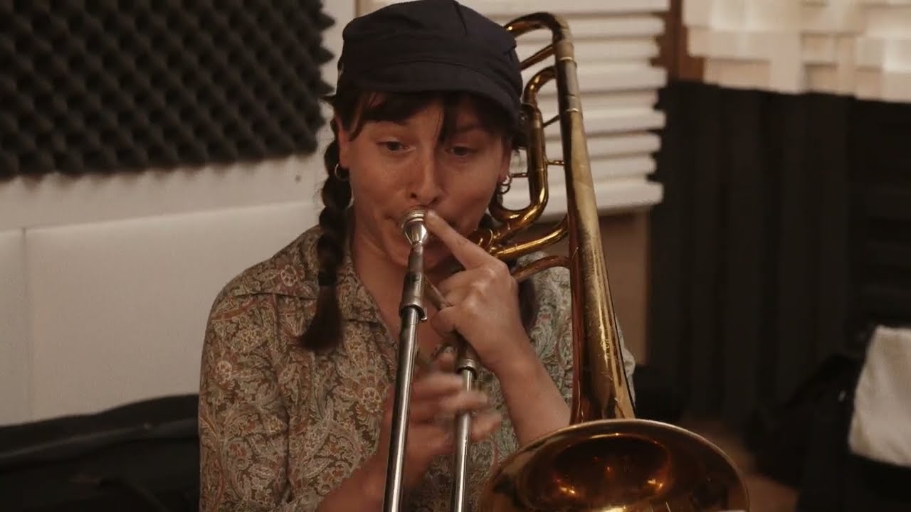 Cari-Jazz 8tet - Green Eyes