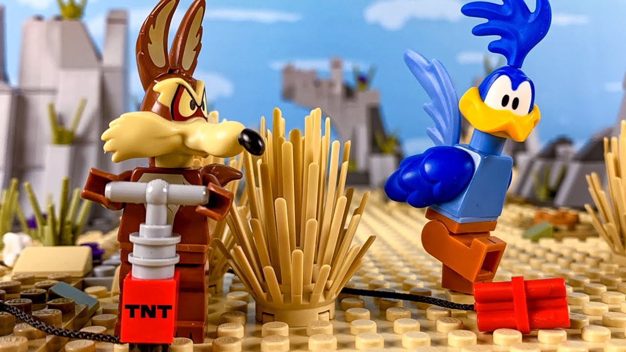 10 Epic Chases Coyote VS Roadrunner | Full Episodes