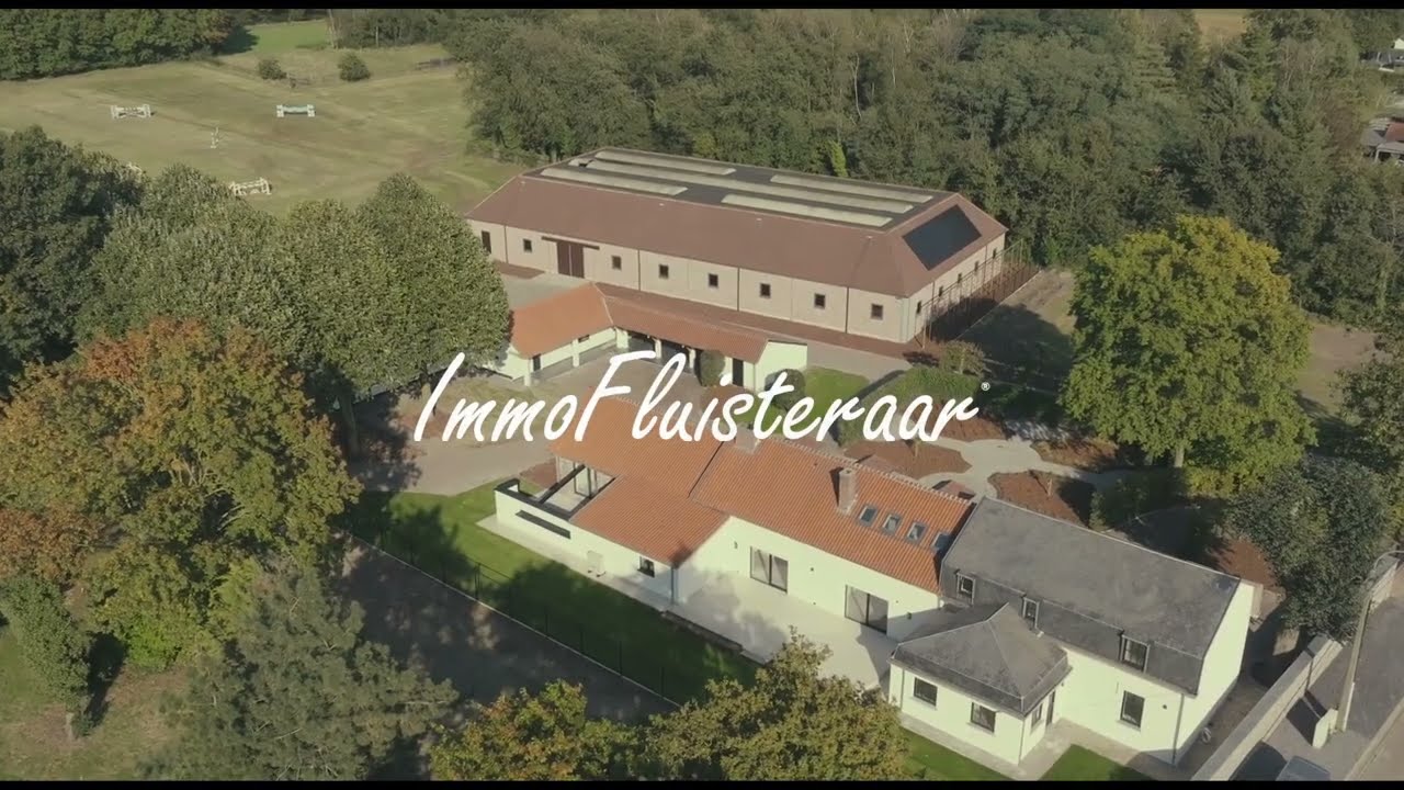 Luxueus landhuis met binnenpiste en paardenstallen op een domein van circa 3 hectare te As