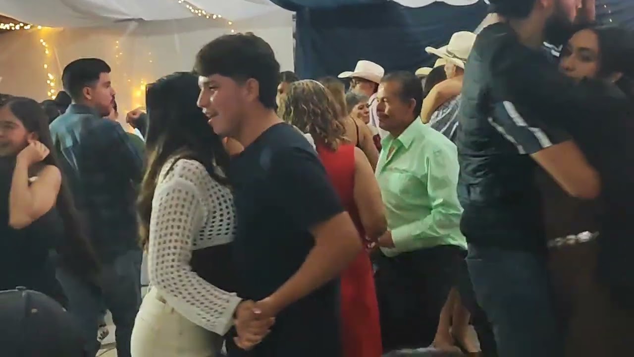 V4 FIESTA DE XV AÑOS EN TEPUZHUACÁN 21/DIC/2025