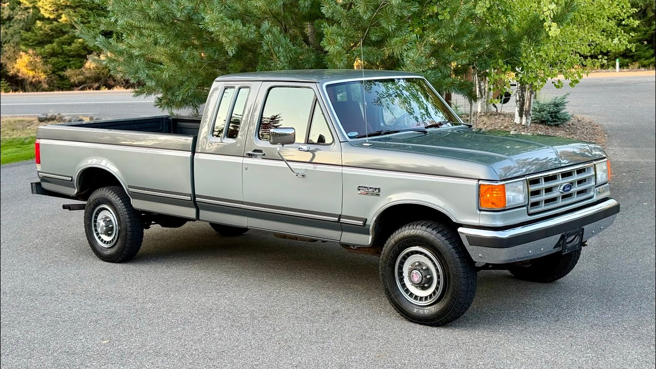 83 тыс. миль Ford F-250 XLT Lariat 7.5L 4x4 1988 года. Прогулка и поездка