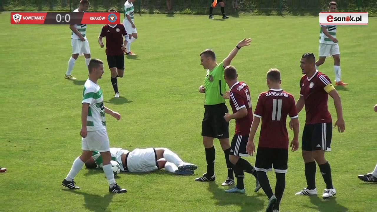 Twierdza Cosmosu zdobyta w ostatnich minutach. Nowotaniec - Kraków 0:1. Ostra gra obu drużyn