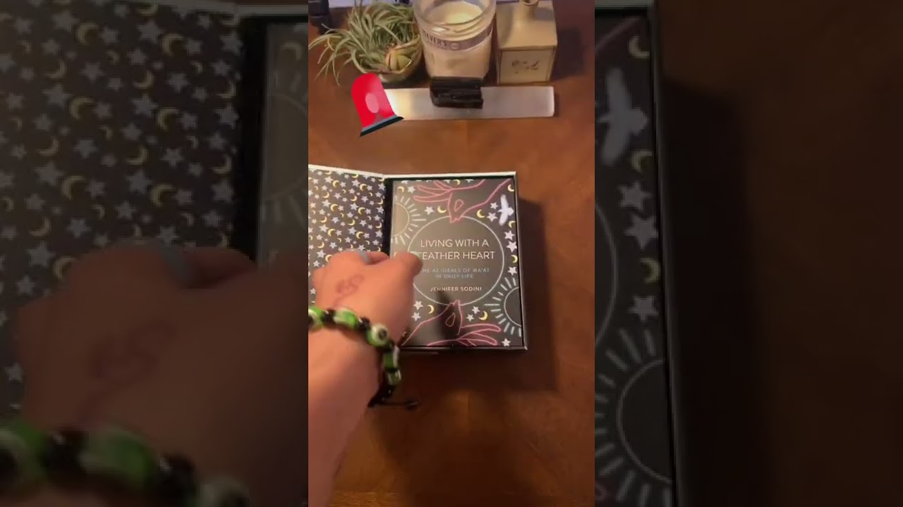 these are too cute🥰✨#amentioracle #tarot #oracle #reviews #pickacard