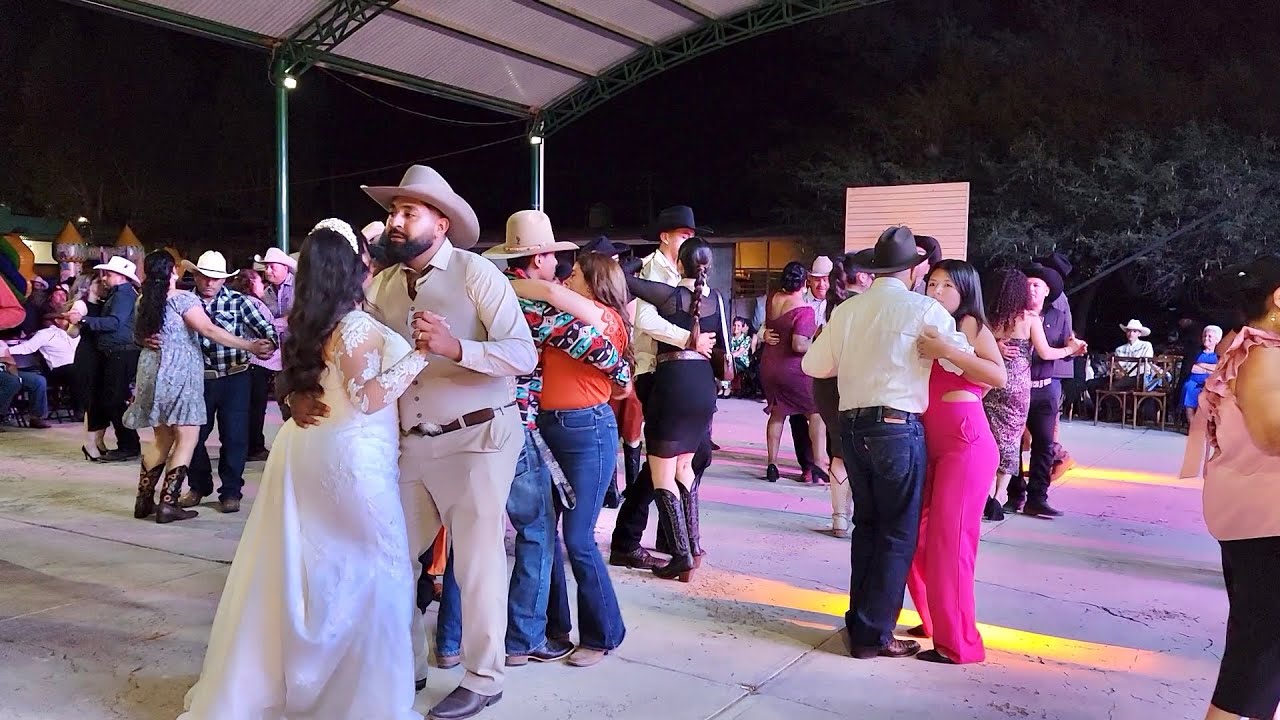 Baile Norteño en La Boda De Jesus y Sayra en Los Aparicio Tepetongo Zacatecas 1