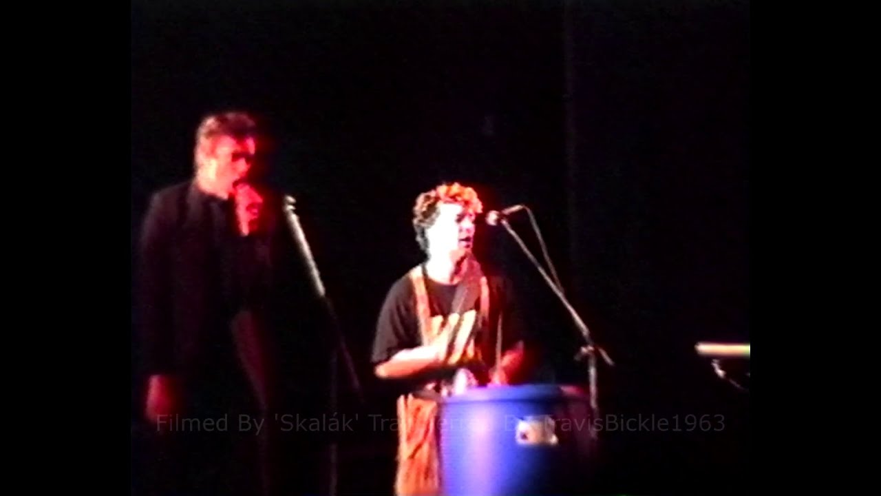 Einst&uuml;rzende Neubauten - Live The Arena, Vienna 09.06.91 (Full Show)