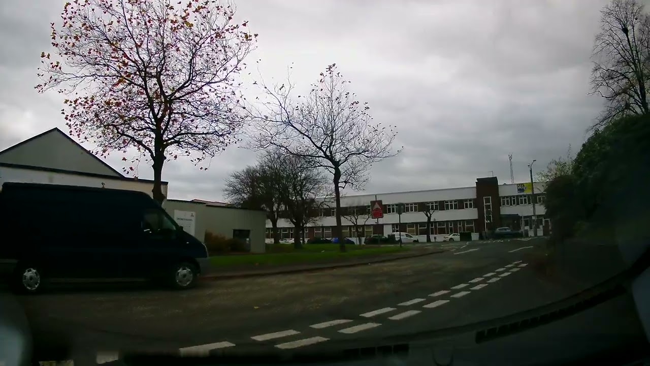 Negotiating the 1 way system at Hillington Industrial Estate #glasgow