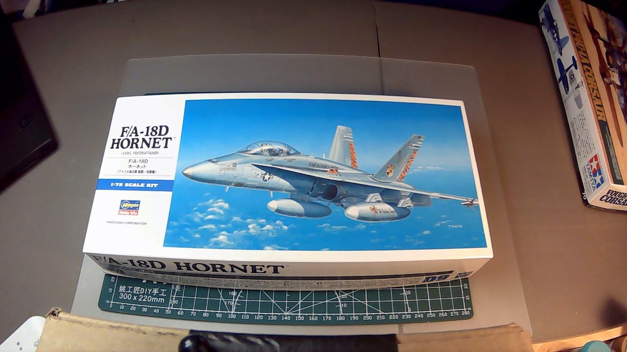 Hasegawa 1/72 F/A-18D Hornet Unboxing and Review.