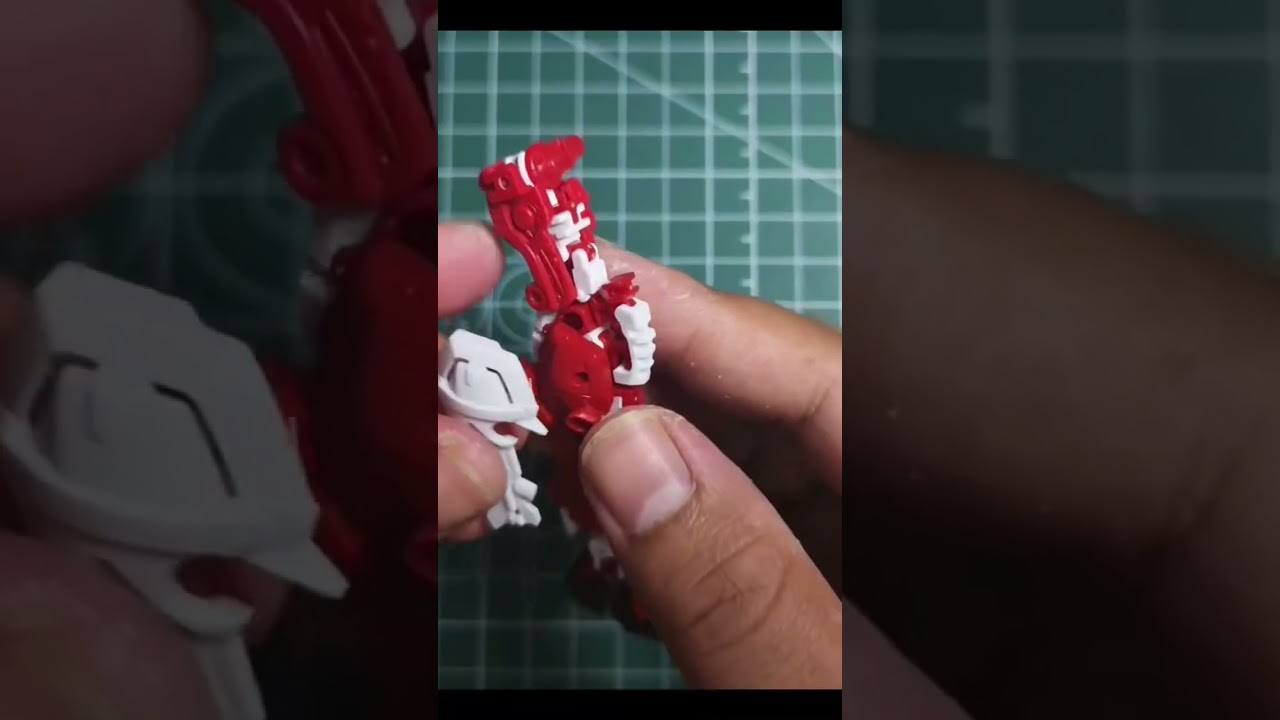 ฝากติดตามหน่อยนะคับAstray Red Frame RG1/144 