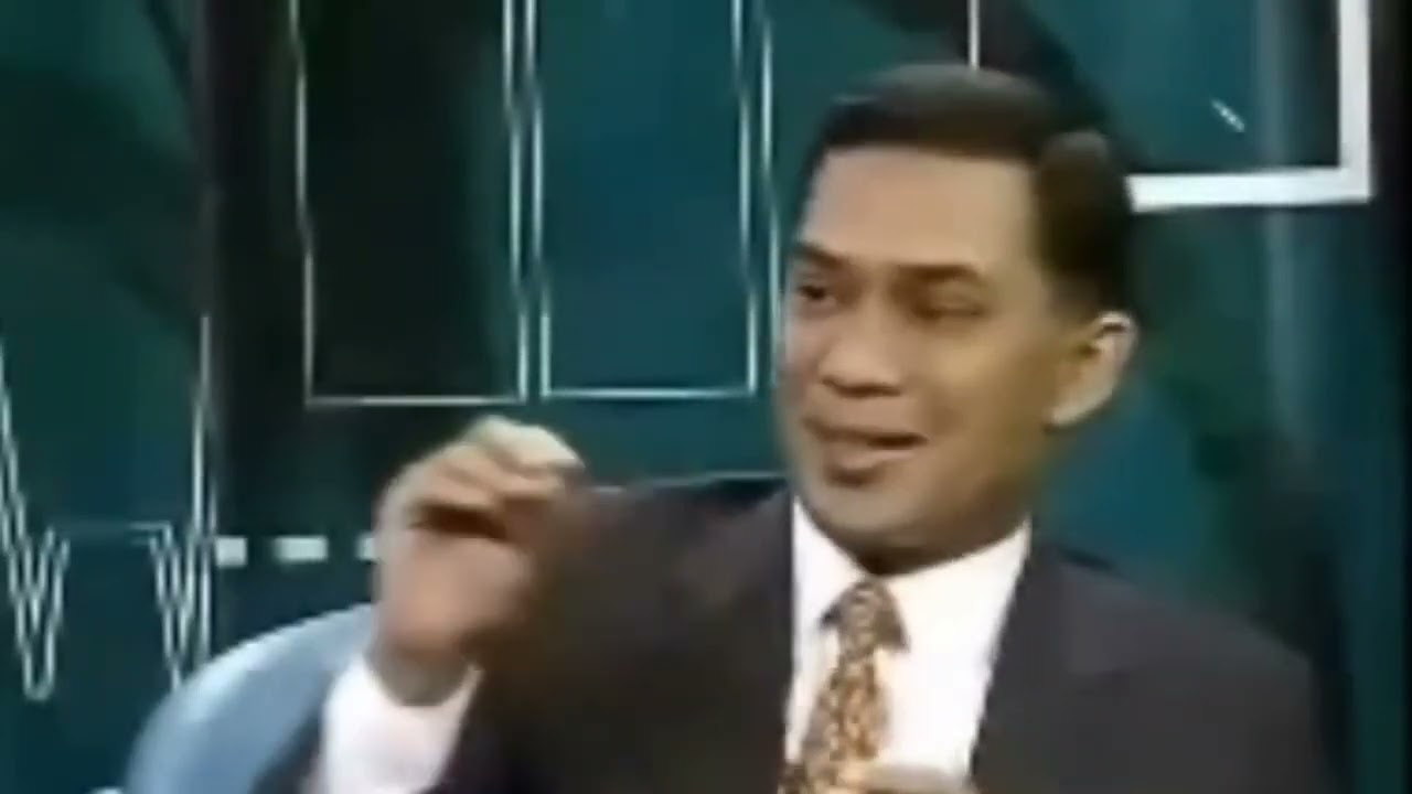 ২০০৬ এনটিভিতে বিএনপি’র ভারপ্রাপ্ত চেয়ারম্যান জনাব তারেক রহমান এর সাক্ষাৎকারের বিশেষ একটি অংশ।