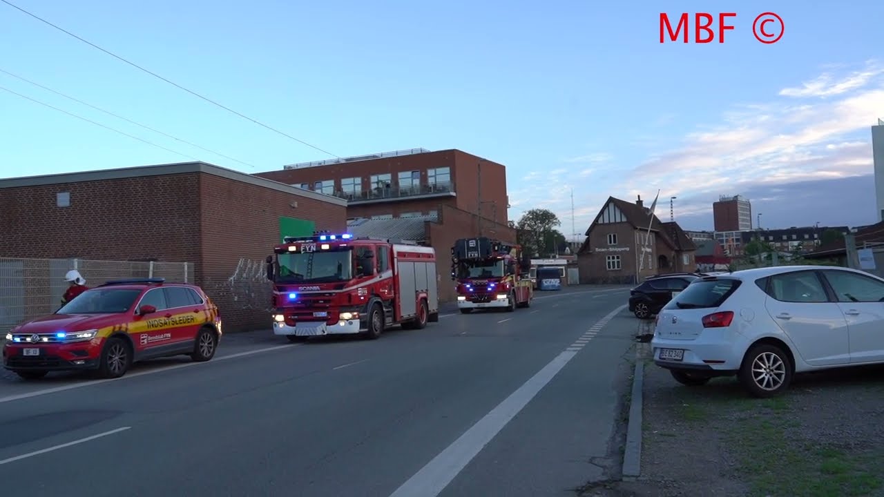 Rechargeable Batteries Fire - Wiederaufladbaren Batterien Feuer - Brand i Genopladelige Batterier