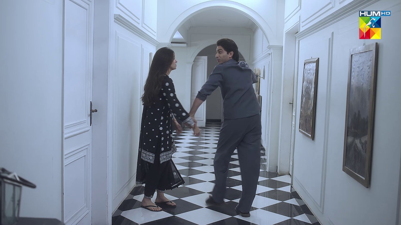 Aoo Kamre Mein Chalo Surprise Deta Houn❤️😍 - Neeli Kothi - HUM TV