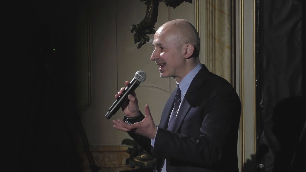 Populismi e la postpolitica. Ma il popolo esiste davvero? | Massimiliano Pananrari | TEDxSiena