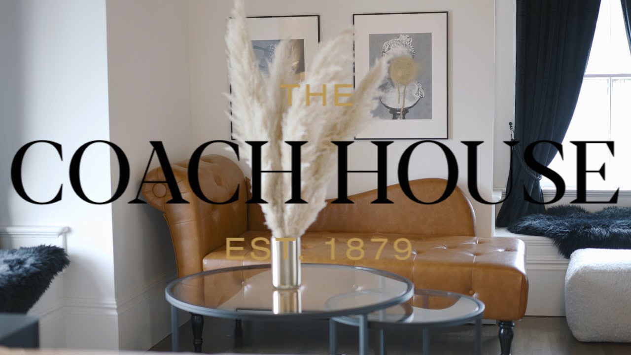 Coach House Inn  1