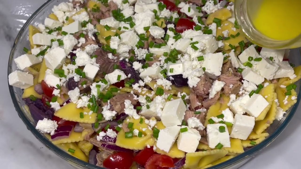 Salada de Macarrão Mediterrânea com Atum e Ricota fresca | FÁCIL 