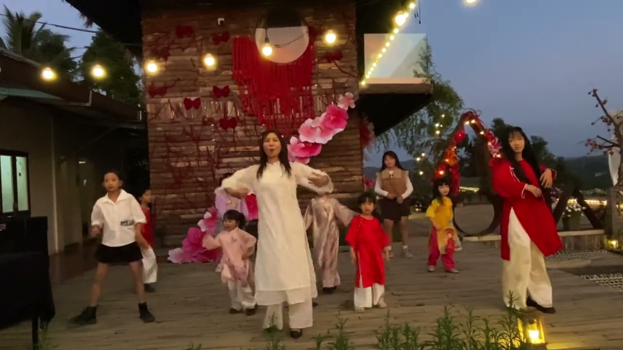 Xuân phát tài /dance kisd / Ngọc Nguyễn zumba