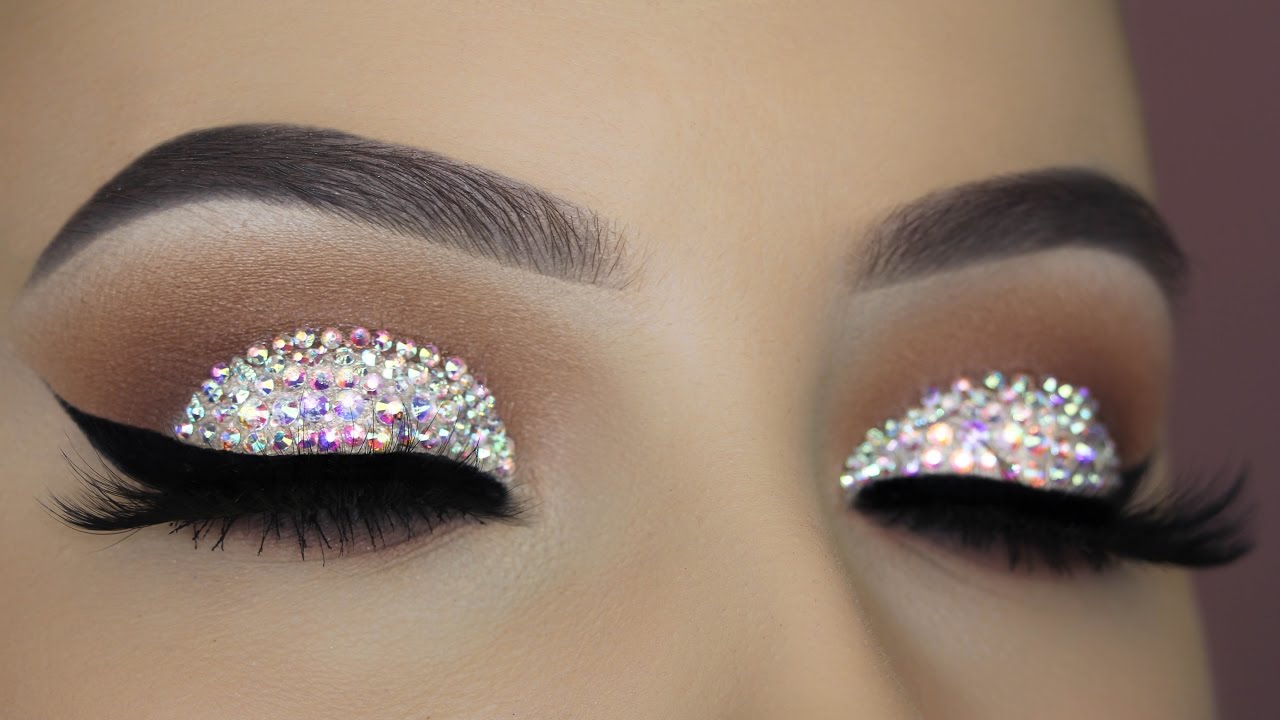 Crystal Swarovski Cut Crease Tutorial