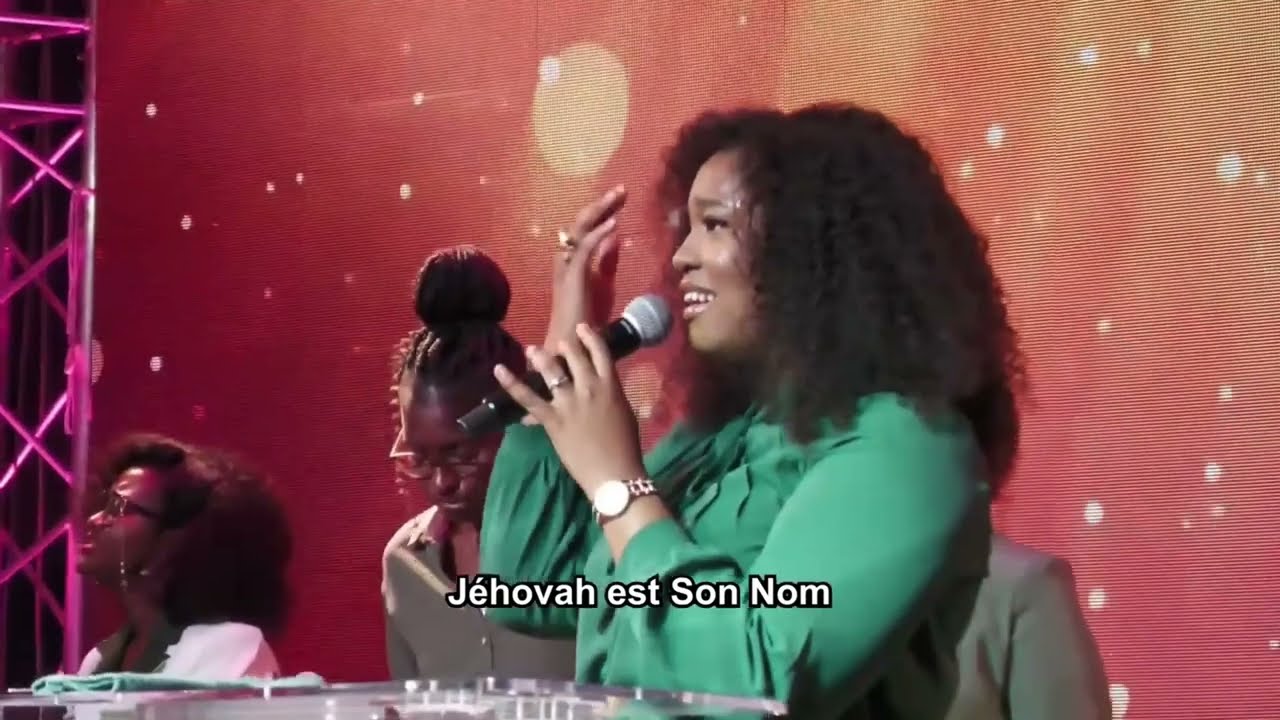 El elyon/Dieu de majesté/Jéhovah est son nom/Pour t'adorer toi seul - RuthDaniel | Ceev Musique