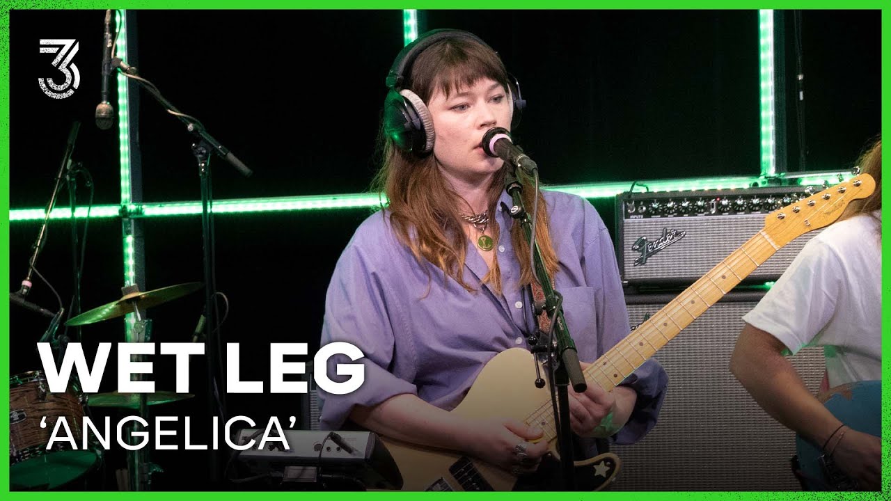 Wet Leg speelt 'Angelica' | 3FM Live Box | NPO 3FM