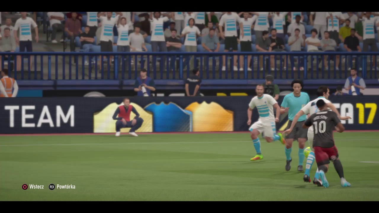 FIFA 17 Godin vs Butland