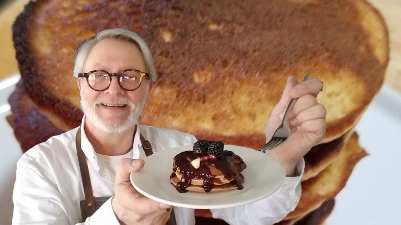 CRÊPES KETO! LÉGÈRES, LOW-CARB, PANCAKES pour le DÉJEUNER avec les MACROS