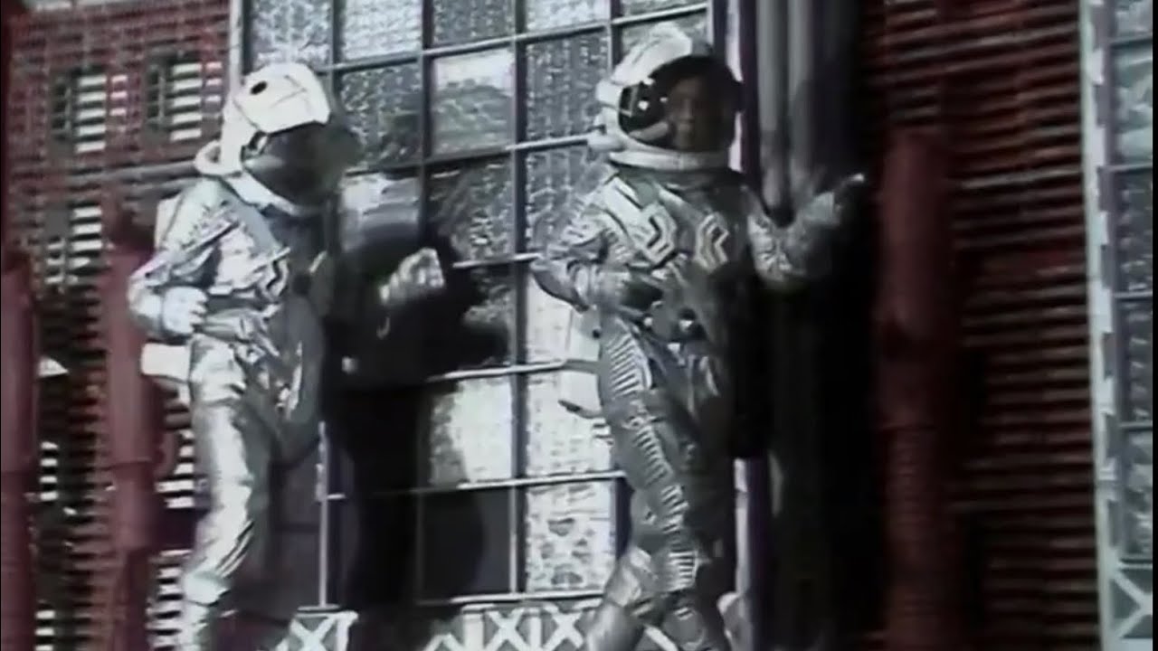 Red Dwarf | &ldquo;Cha-Cha-Cha&rdquo; | Red Dwarf 1x05 &ldquo;Confidence and Paranoia&rdquo;