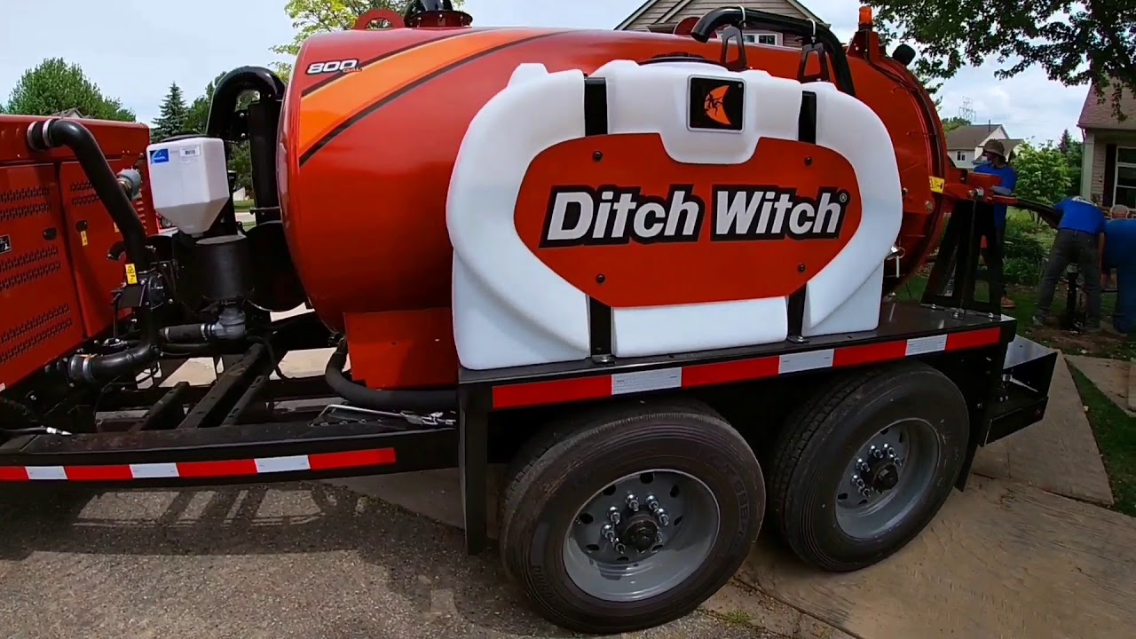 Vacuum Excavator by Ditch Witch [ On the Job Walk Through Explained by Licensed Builder ]