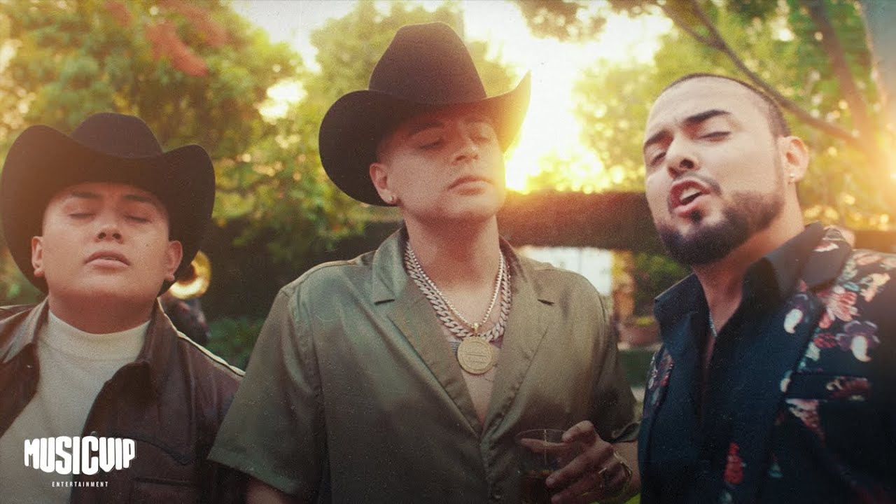 Grupo Firme - Banda El Recodo - El Reemplazo (Video Oficial)