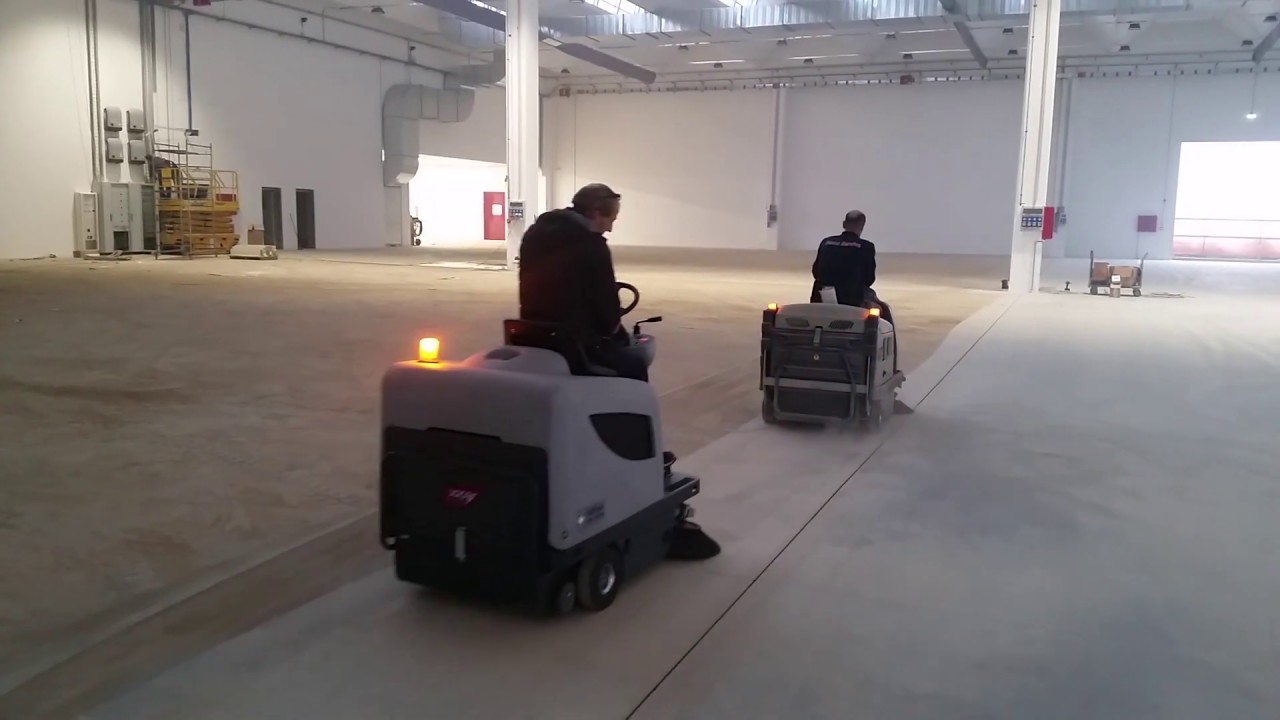 DEMA SERVICE - Pulizia capannone