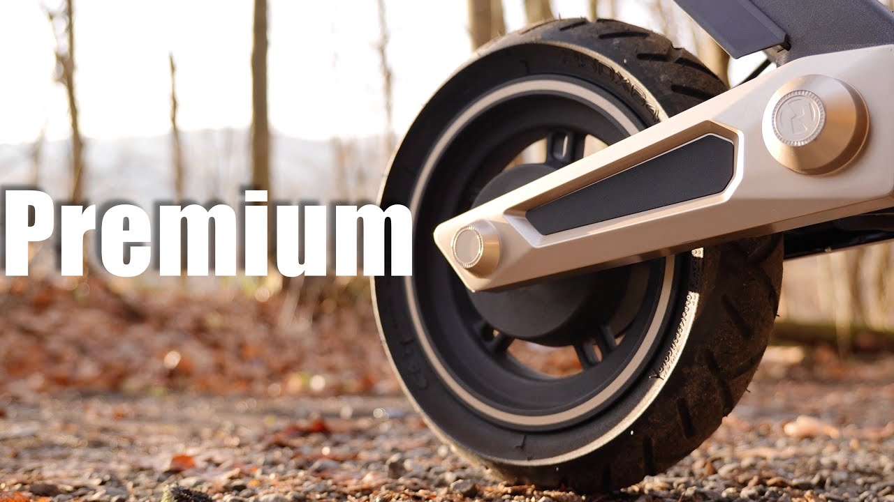 Ilyen egy igazán Premium e-Roller! Navee ST3 Pro