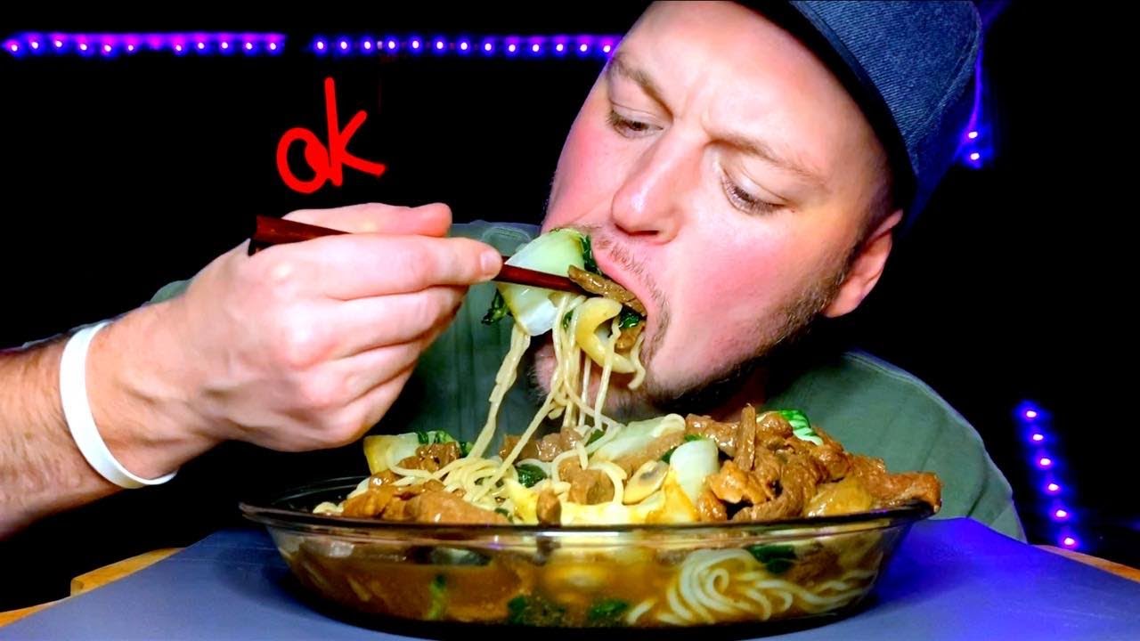 Говядина и бок-чой с лапшой Cookbang