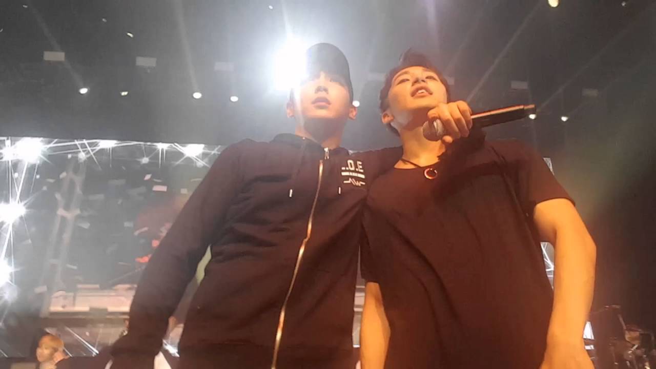 [FANCAM] B.A.P IN CHICAGO- BE HAPPY ENCORE