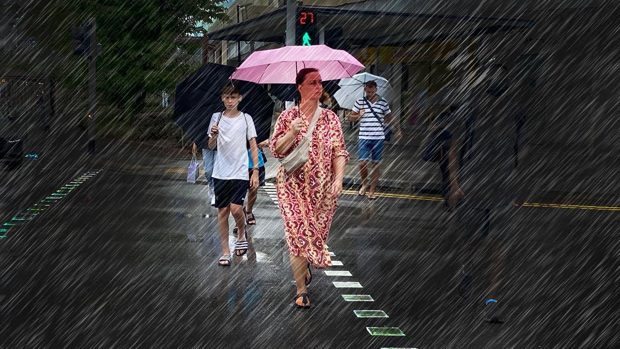 4K THUNDERSTORM HEAVY RAIN WALKING IN SINGAPORE : ABC Brickworks Market  : Jalan Bukit Merah