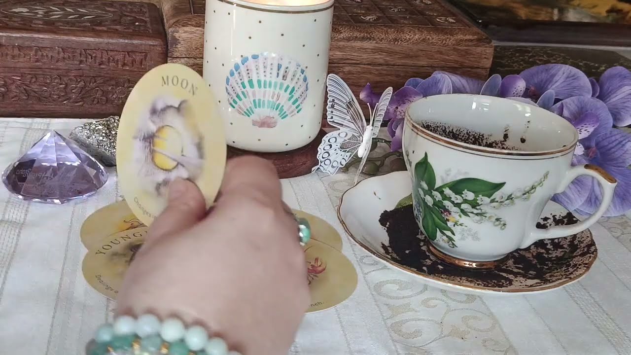 NOWA ZNAJOMOŚĆ, POMOCNI LUDZIE WOK&Oacute;Ł, SZANSA 🔮✨💫🪬🪉 WR&Oacute;ŻBA OG&Oacute;LNA Z FUS&Oacute;W KAWY ☕☕☕