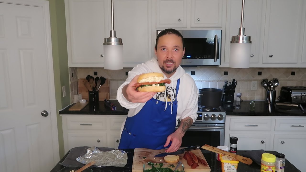BREAKFAST WITH BIZZY BONE THUGS N HARMONY COOKING SPECIAL | EP 1!!! VEGAN