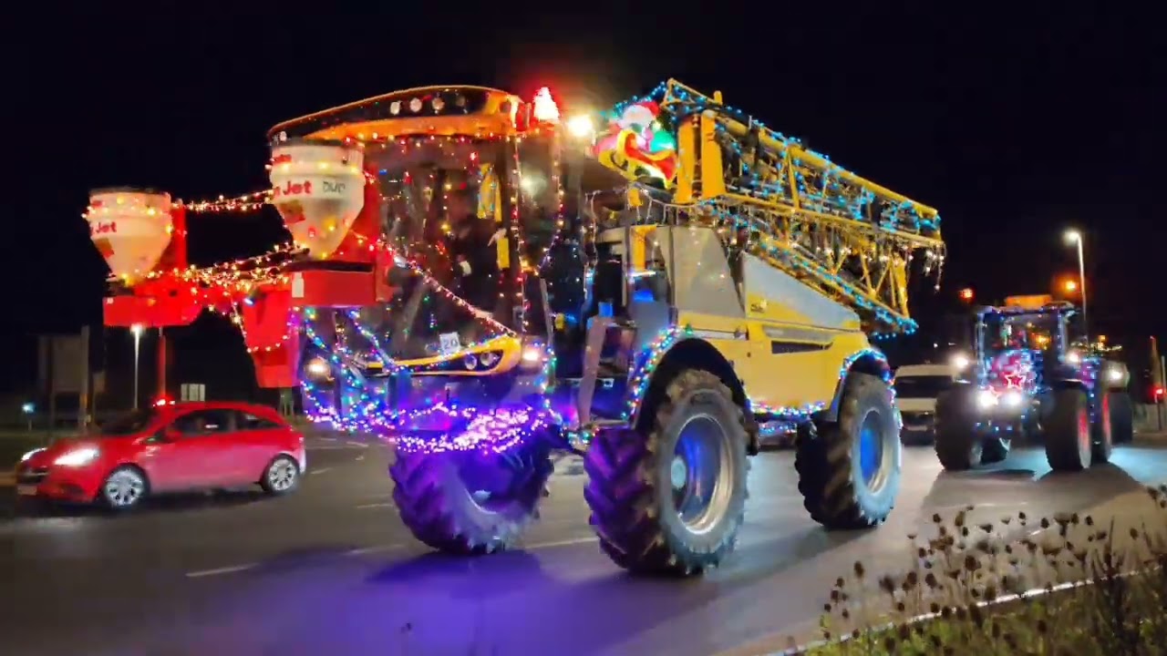 Mowerman Illuminated Tractor run - bonus Polar Express 
