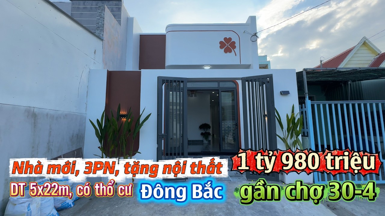 Nhà mới, 3PN, tặng nội thất, hẻm ô tô 6m, gần chợ 30-4