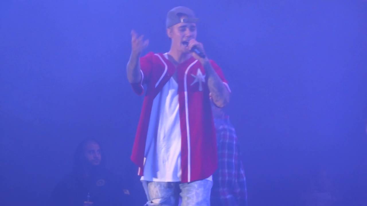 Justin Bieber - Sorry - live V Festival 2016