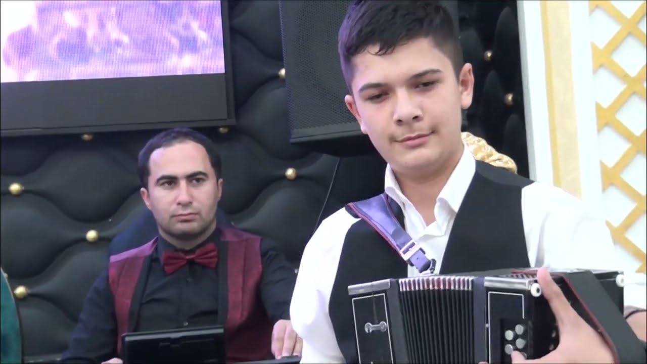 gözel bir toy 3-cü hisse Avşar Taleh in toyu  / oxuyan Reşad Agayev / sintez Aydin Aliyev