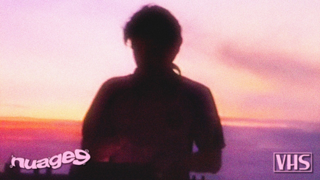 wavy house & uk garage mix at sunset by the sea ~ nuage9