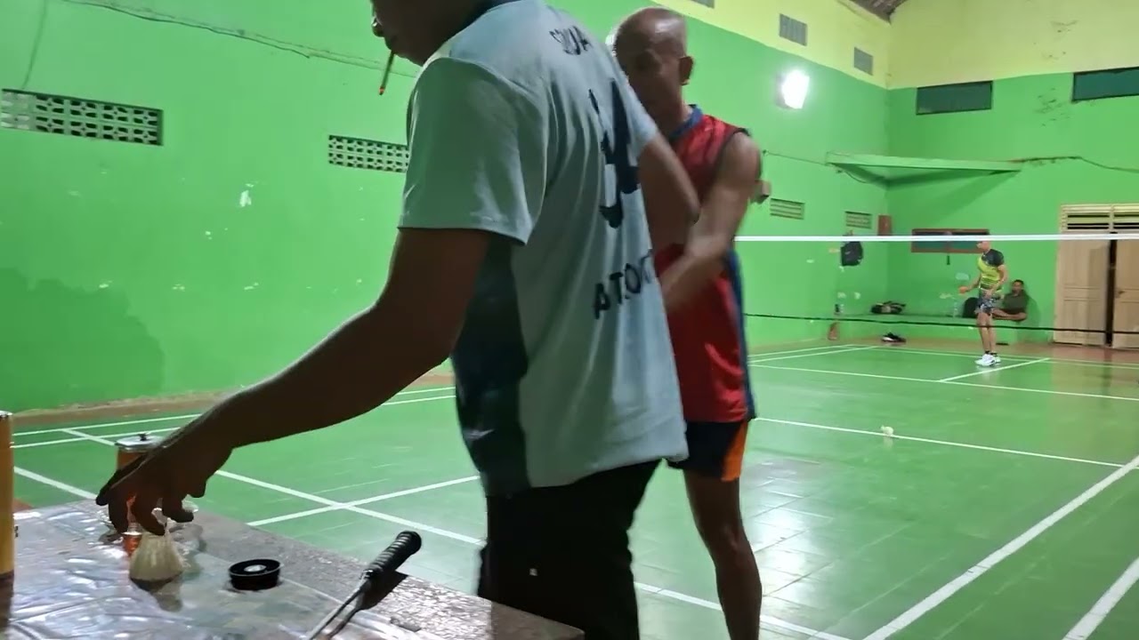 Bintang Ambal Rian Vs Noval