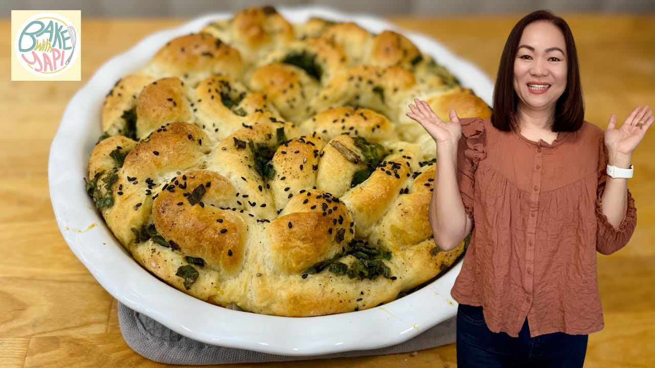 *Super Easy Appetizer* Savory Green Onion Bread - Bread Machine Recipe | BakeWithYapi