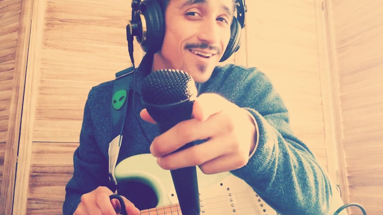 DCHAV - Auld Lang Syne 2020 - Lyric Video